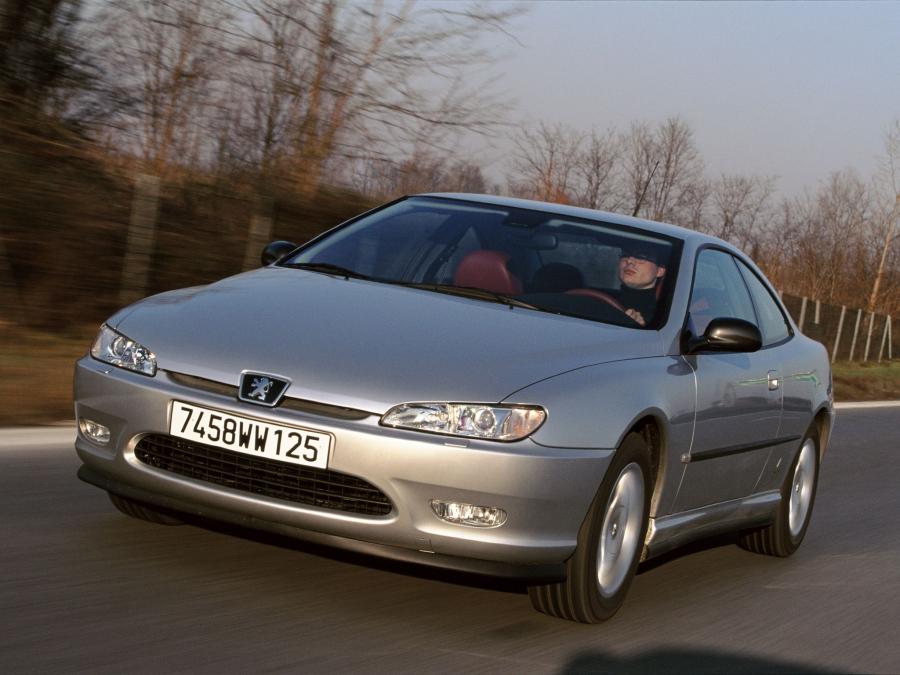  Peugeot 406 Coupe 1997 года  (фото 9 из 23)
